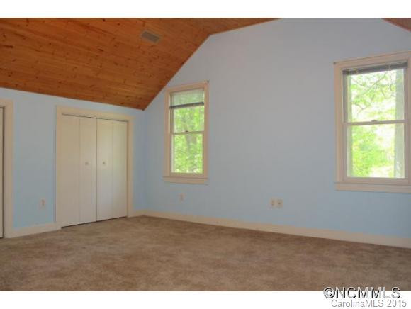 327 Fairforest - Photo 15