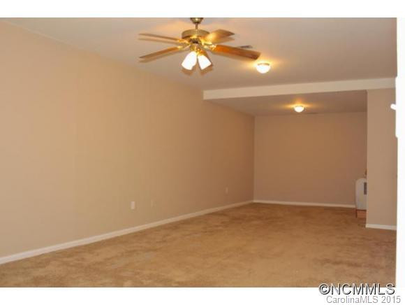 327 Fairforest - Photo 17