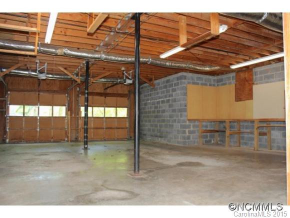 327 Fairforest - Photo 18