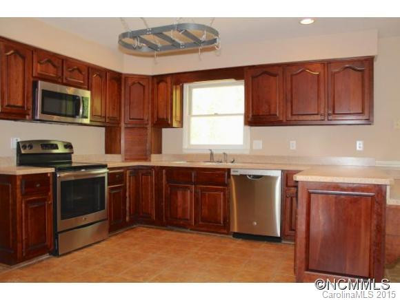 327 Fairforest - Photo 9