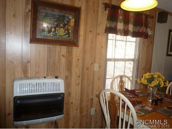 228 Mountain Laurel Road - Photo 8
