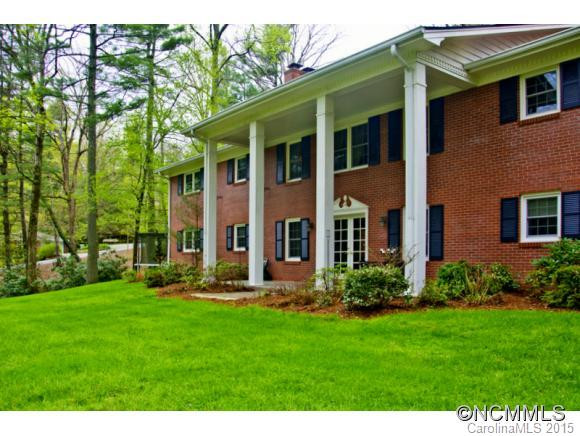 15 Ravenswood Road - Photo 2