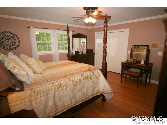 15 Ravenswood Road - Photo 13