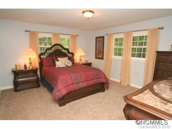 15 Ravenswood Road - Photo 16