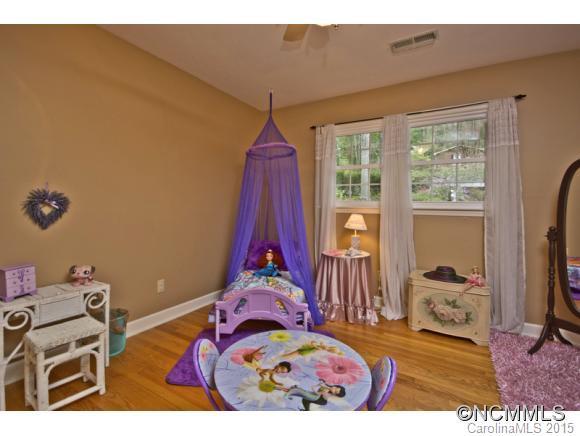 15 Ravenswood Road - Photo 18