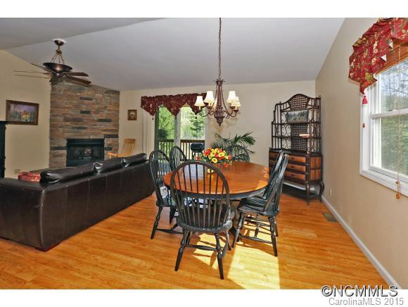 170 Linsonwood Drive - Photo 3