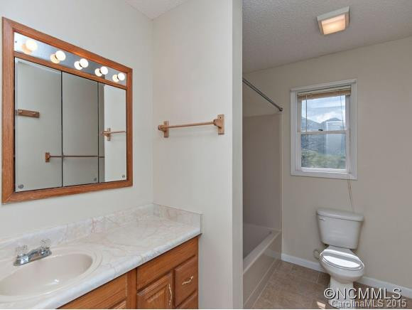 77 CRESTWOOD DRIVE - Photo 11