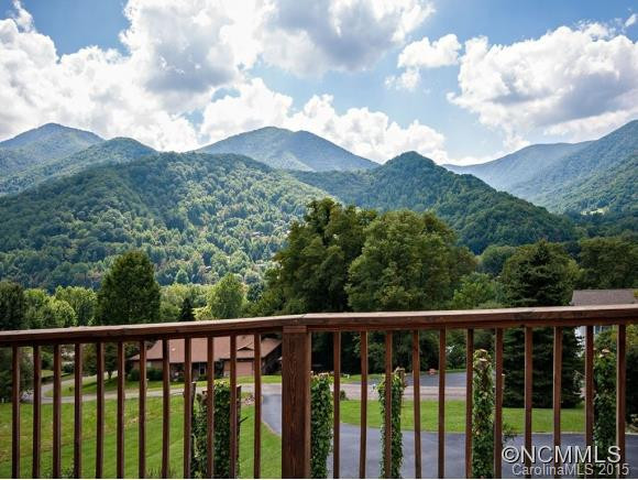 77 CRESTWOOD DRIVE - Photo 13