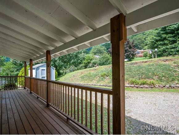 77 CRESTWOOD DRIVE - Photo 3
