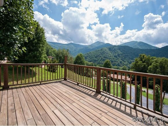 77 CRESTWOOD DRIVE - Photo 6