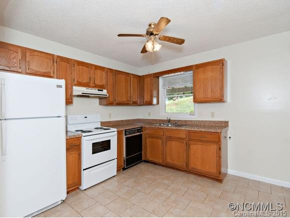 77 CRESTWOOD DRIVE - Photo 7