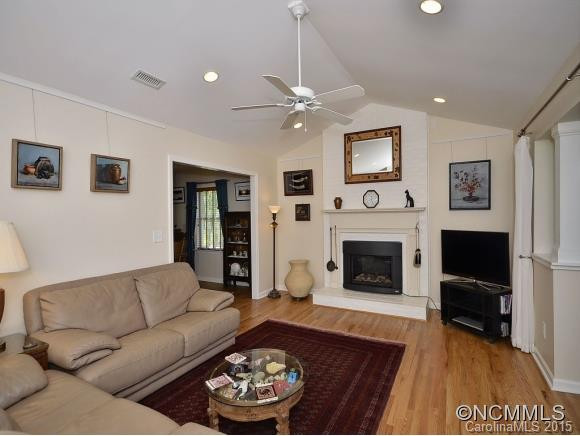 15 Alpine Way - Photo 4
