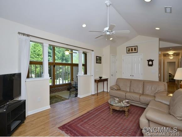 15 Alpine Way - Photo 5
