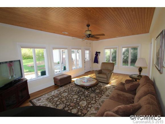 1009 3rd. Avenue West - Photo 7