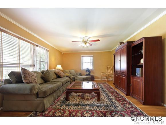 408 Pole Creasman Road - Photo 3