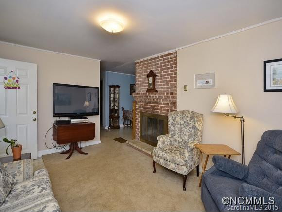 314 STONEWALL AVE - Photo 2