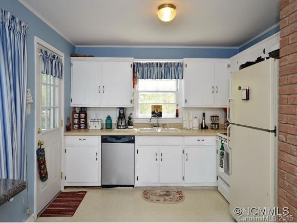 314 STONEWALL AVE - Photo 5