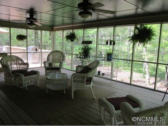 231 Camelot Drive - Photo 19