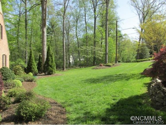 231 Camelot Drive - Photo 21