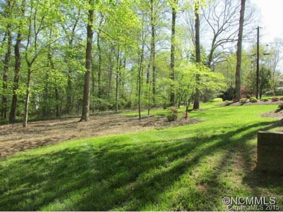 231 Camelot Drive - Photo 22