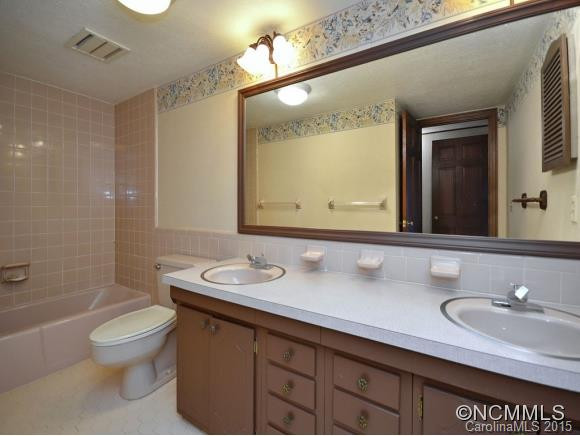 753 OLD ORCHARD DRIVE - Photo 24