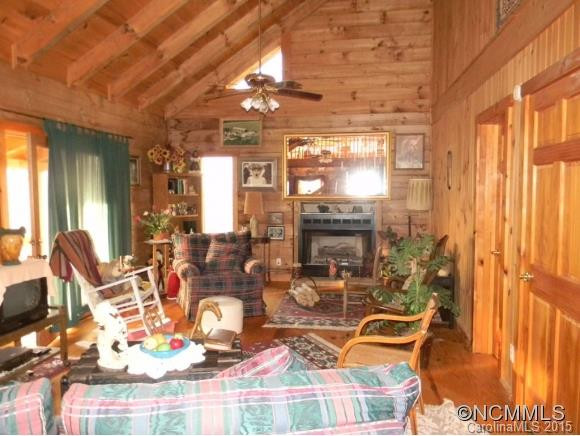 1455 FOREST DRIVE - Photo 2