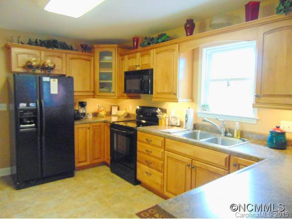13 Lynnette Drive - Photo 8