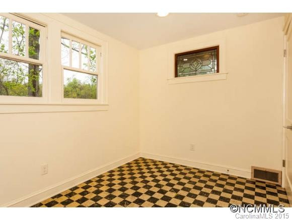 96 Barnard Avenue - Photo 12