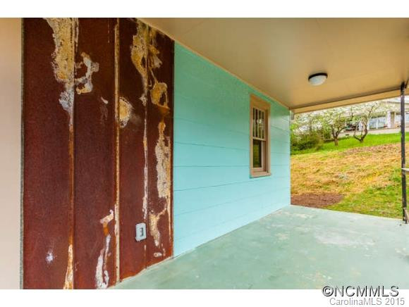 96 Barnard Avenue - Photo 3