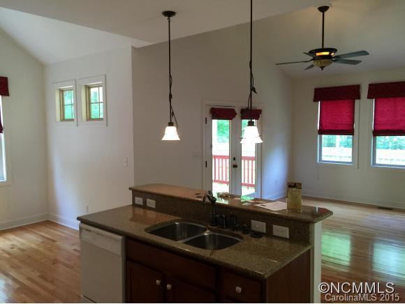 422 Village Greenway - Photo 12