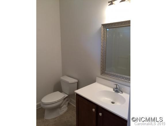 422 Village Greenway - Photo 18