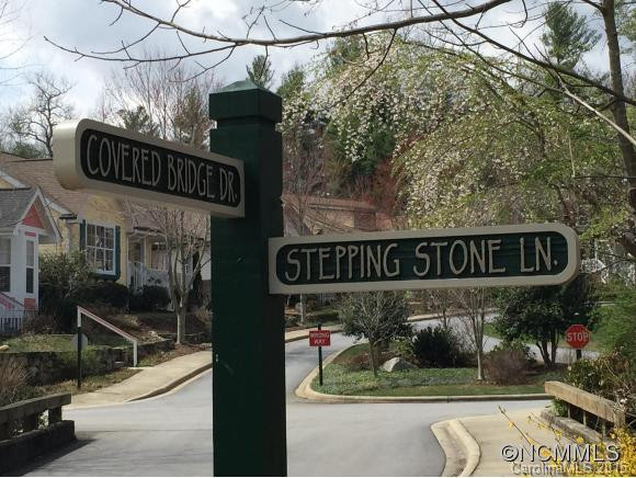 422 Village Greenway - Photo 21