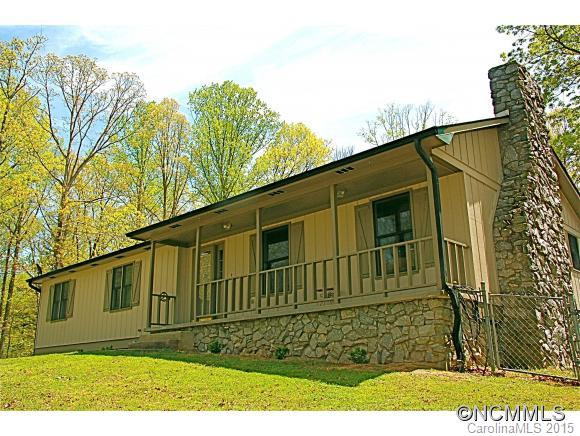230 Foxwood