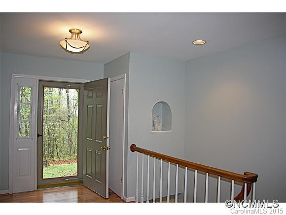 230 Foxwood - Photo 4