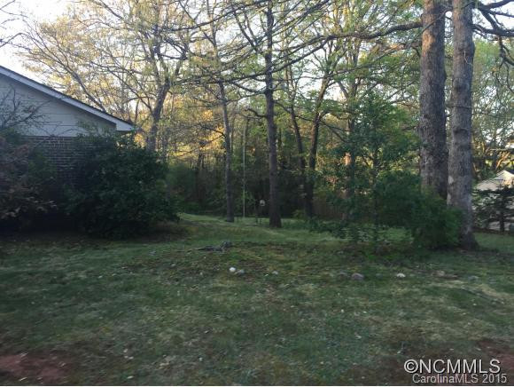 301 Heather Court - Photo 2