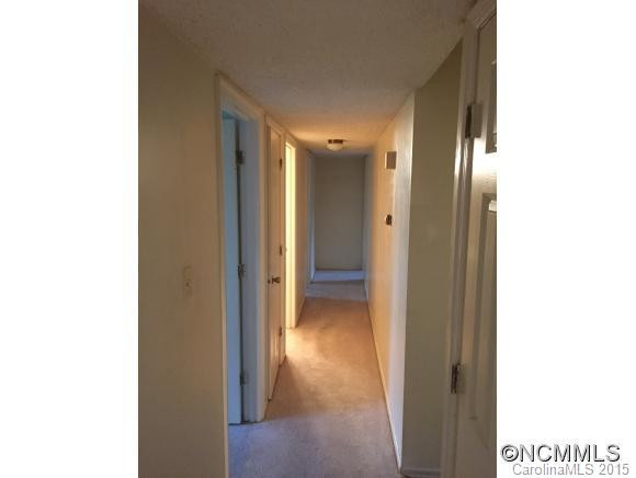 301 Heather Court - Photo 9