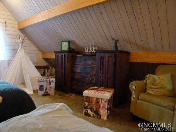 120 Sunset Drive - Photo 4