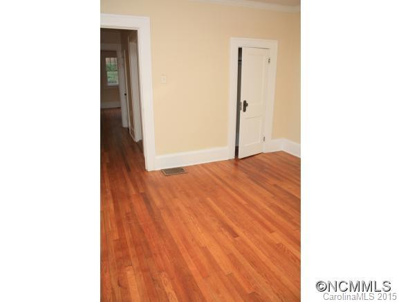 1 Midway - Photo 18