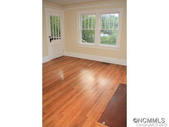 1 Midway - Photo 5