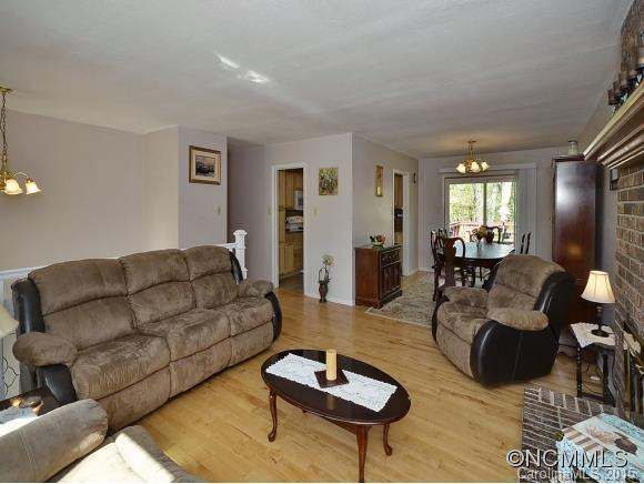 266 YOUNG'S COVE ROAD - Photo 3