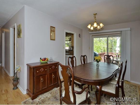 266 YOUNG'S COVE ROAD - Photo 4