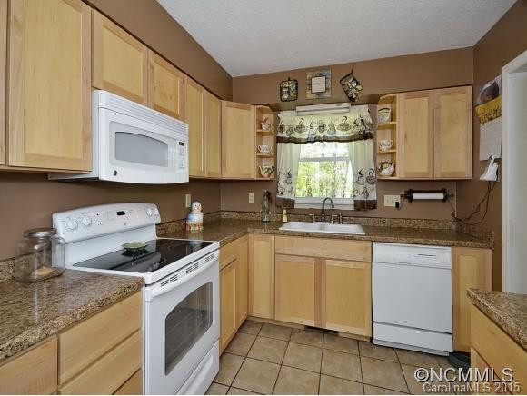 266 YOUNG'S COVE ROAD - Photo 5