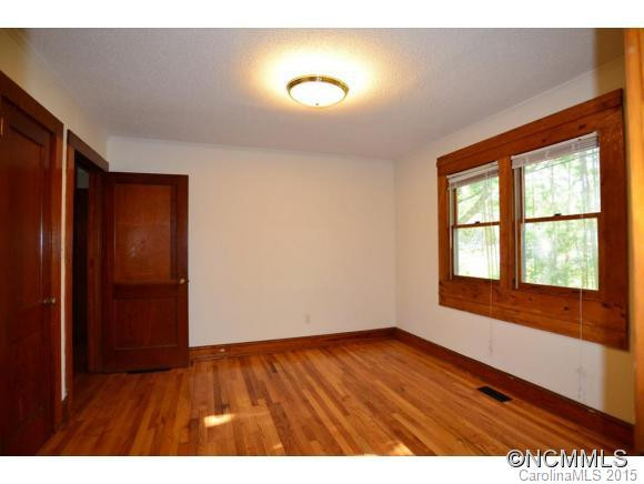 223 Jordan Street - Photo 10