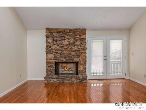 31 Poplar Ct - Photo 5
