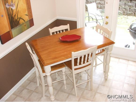 15 Singleton Lane - Photo 8