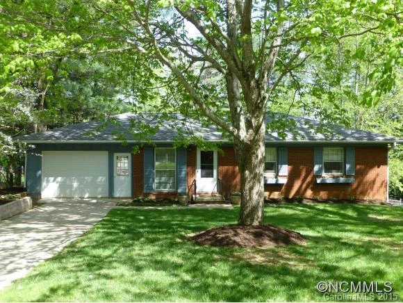 12 Hillview Circle