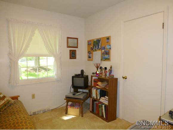 12 Hillview Circle - Photo 21