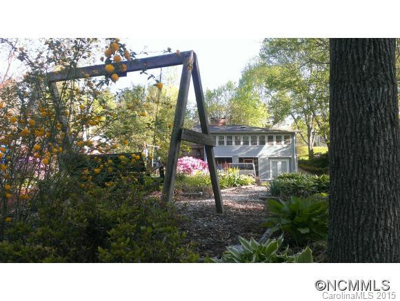 582 Sand Hill Road - Photo 3