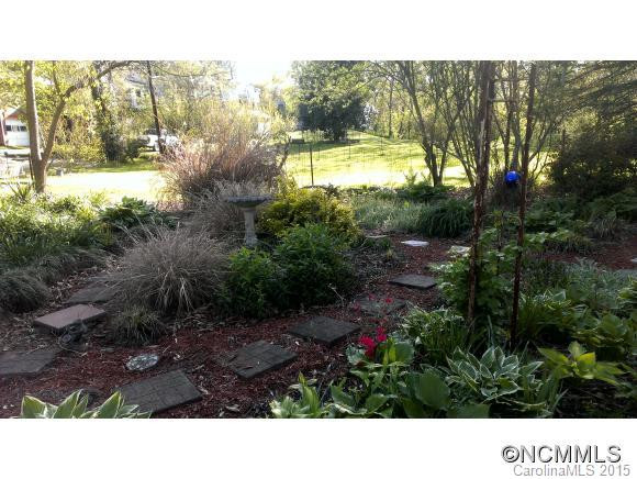 582 Sand Hill Road - Photo 7