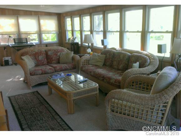 582 Sand Hill Road - Photo 10